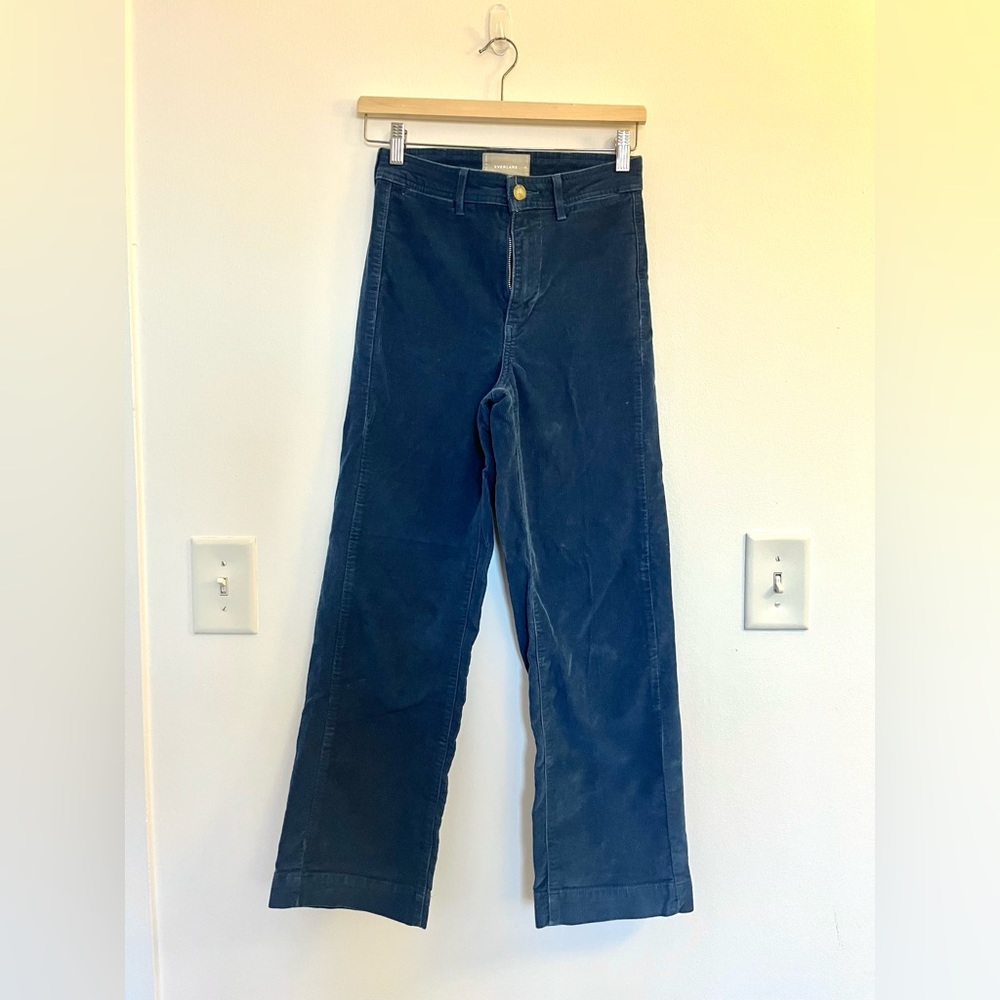 Everlane women’s straight leg corduroy pants in navy blue size 0 xs/s